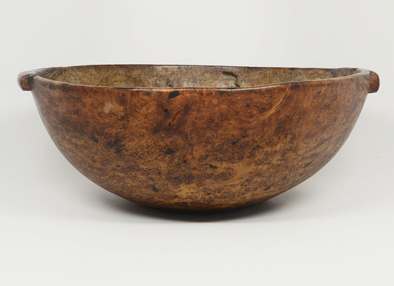 STEVEN S. POWERS ﻿Northeast Woodlands Ash Burl Bowl with Tab Handles
